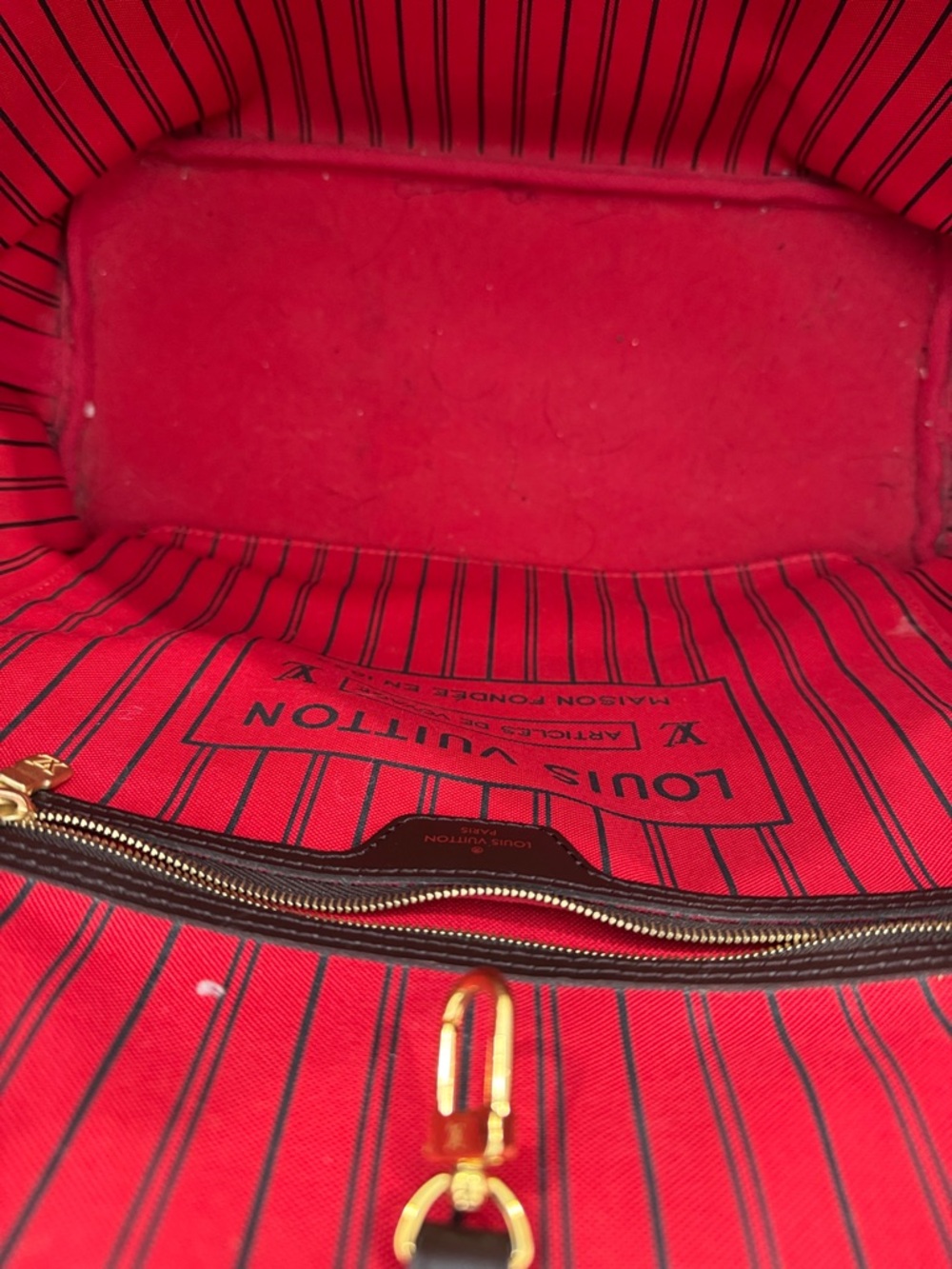 Brown Checkered Tote Bag with Red Interior - Picture 6 of 8
